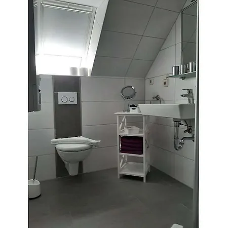 With 2 Bedrooms Prázdninový dům *